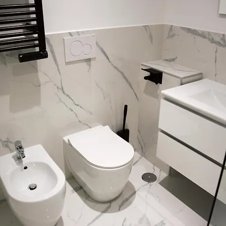 Domus Dea By Trinita Rom