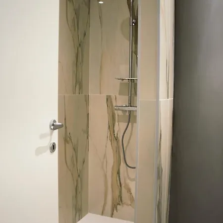 Gasthof Domus Dea By Trinita Rom